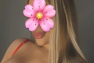 Playful Latina ready to have fun 💕 - Image 1