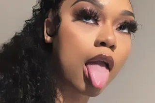 QV $200 , Sexy Thick Lightskin Perky Boobs 😘 👋🥰 - Image 2