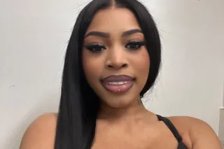 ⚠slippery when wet⚠ Crazy backshots😮‍💨💦 visiting 🍭 - Image 1