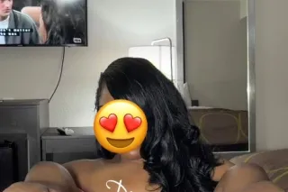 pretty n petite💕 sweet and sensual☺5⭐ - Image 1